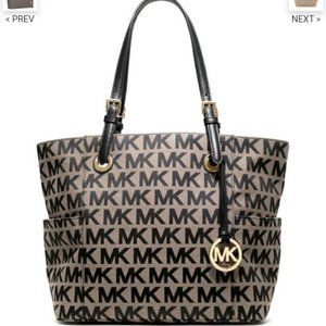 Michael Kors Jet Set Signature Tote